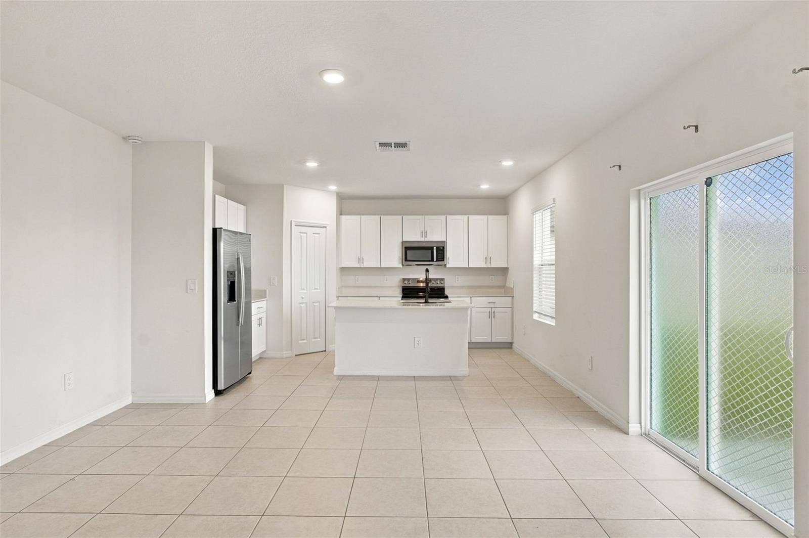 5821 YELLOW HORNBILL AVENUE, Wimauma, FL 33598 5821 YELLOW HORNBILL AVENUE, Wimauma, FL 33598