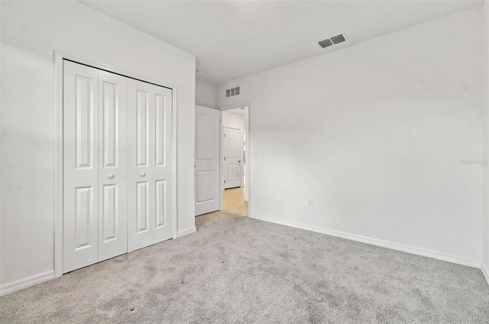 5821 YELLOW HORNBILL AVENUE, Wimauma, FL 33598 5821 YELLOW HORNBILL AVENUE, Wimauma, FL 33598