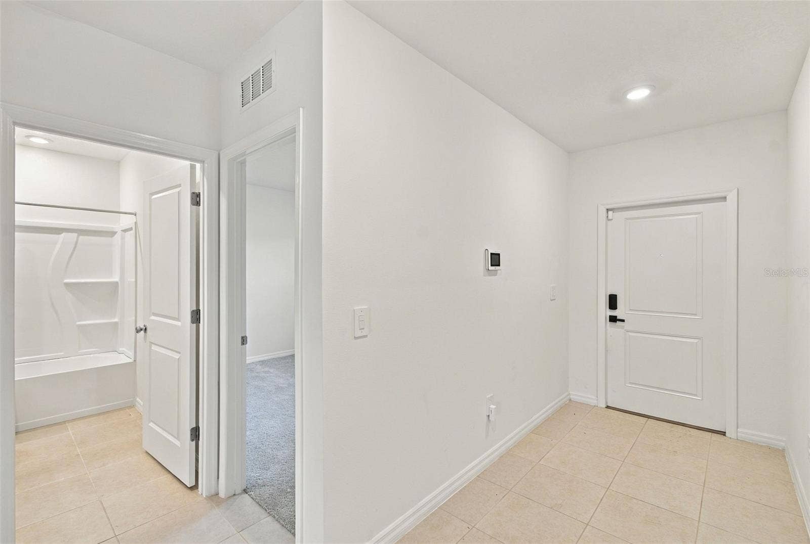 5821 YELLOW HORNBILL AVENUE, Wimauma, FL 33598 5821 YELLOW HORNBILL AVENUE, Wimauma, FL 33598