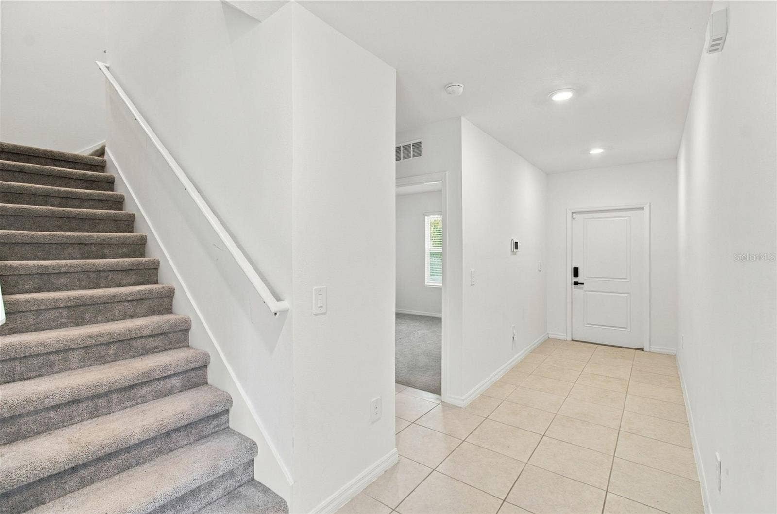 5821 YELLOW HORNBILL AVENUE, Wimauma, FL 33598 5821 YELLOW HORNBILL AVENUE, Wimauma, FL 33598