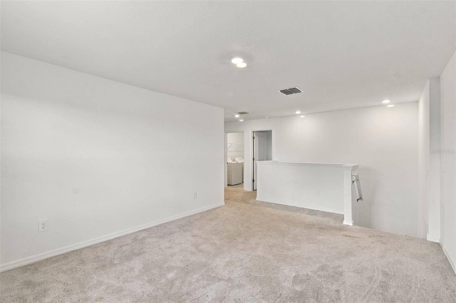 5821 YELLOW HORNBILL AVENUE, Wimauma, FL 33598 5821 YELLOW HORNBILL AVENUE, Wimauma, FL 33598