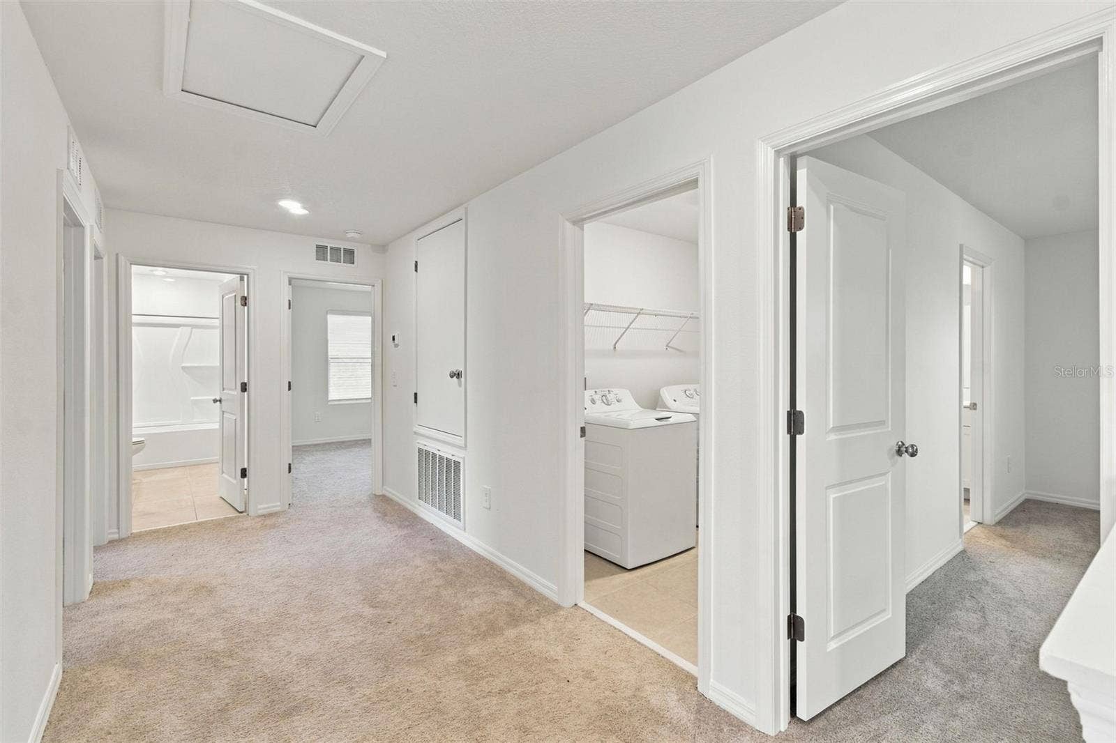 5821 YELLOW HORNBILL AVENUE, Wimauma, FL 33598 5821 YELLOW HORNBILL AVENUE, Wimauma, FL 33598