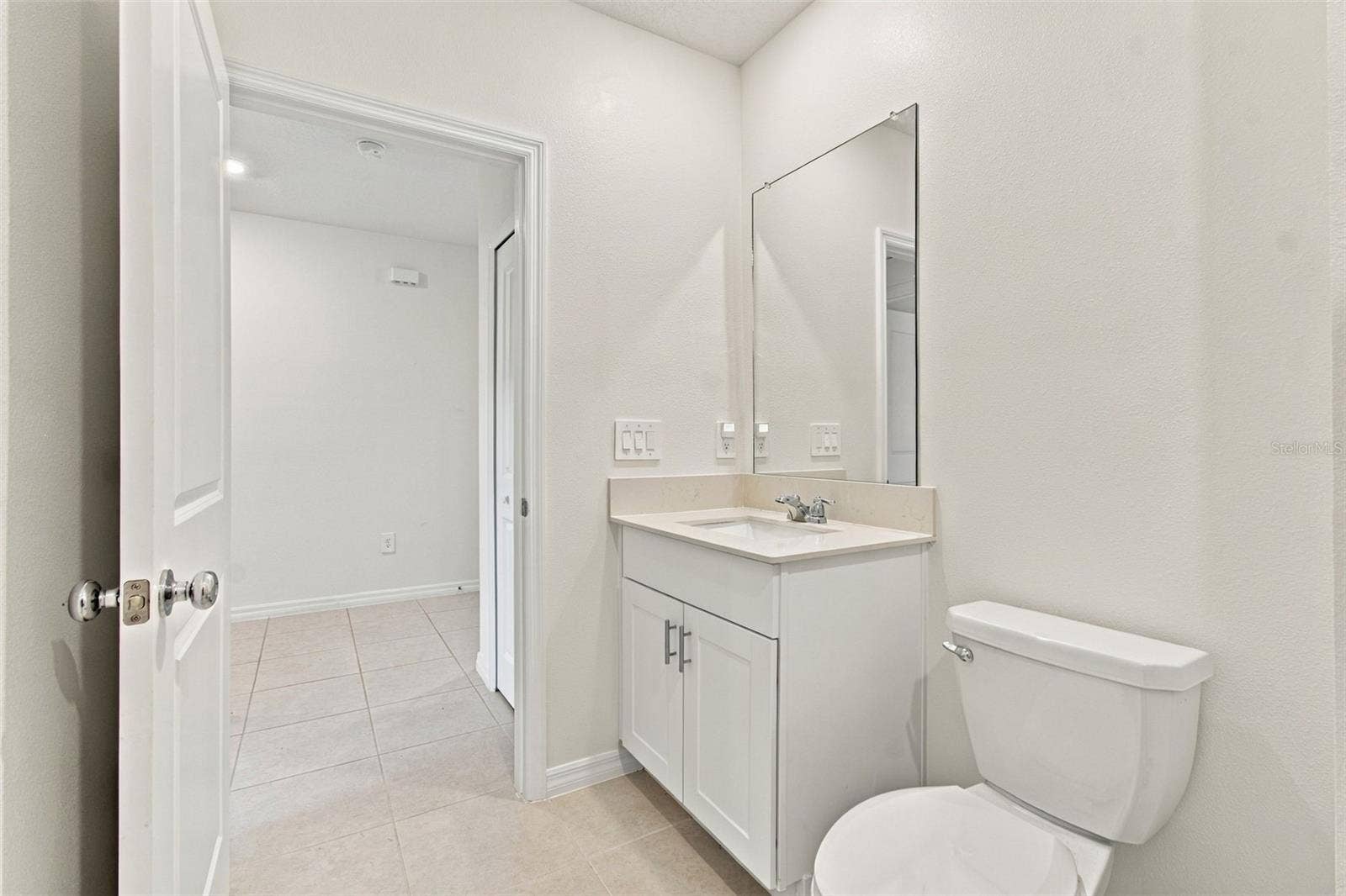 5821 YELLOW HORNBILL AVENUE, Wimauma, FL 33598 5821 YELLOW HORNBILL AVENUE, Wimauma, FL 33598