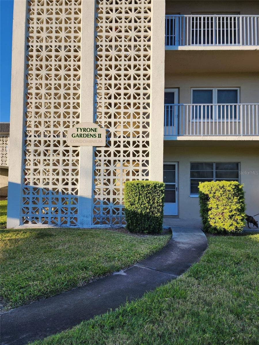 5725 12TH AVENUE N, #101D, St Petersburg, FL 33710