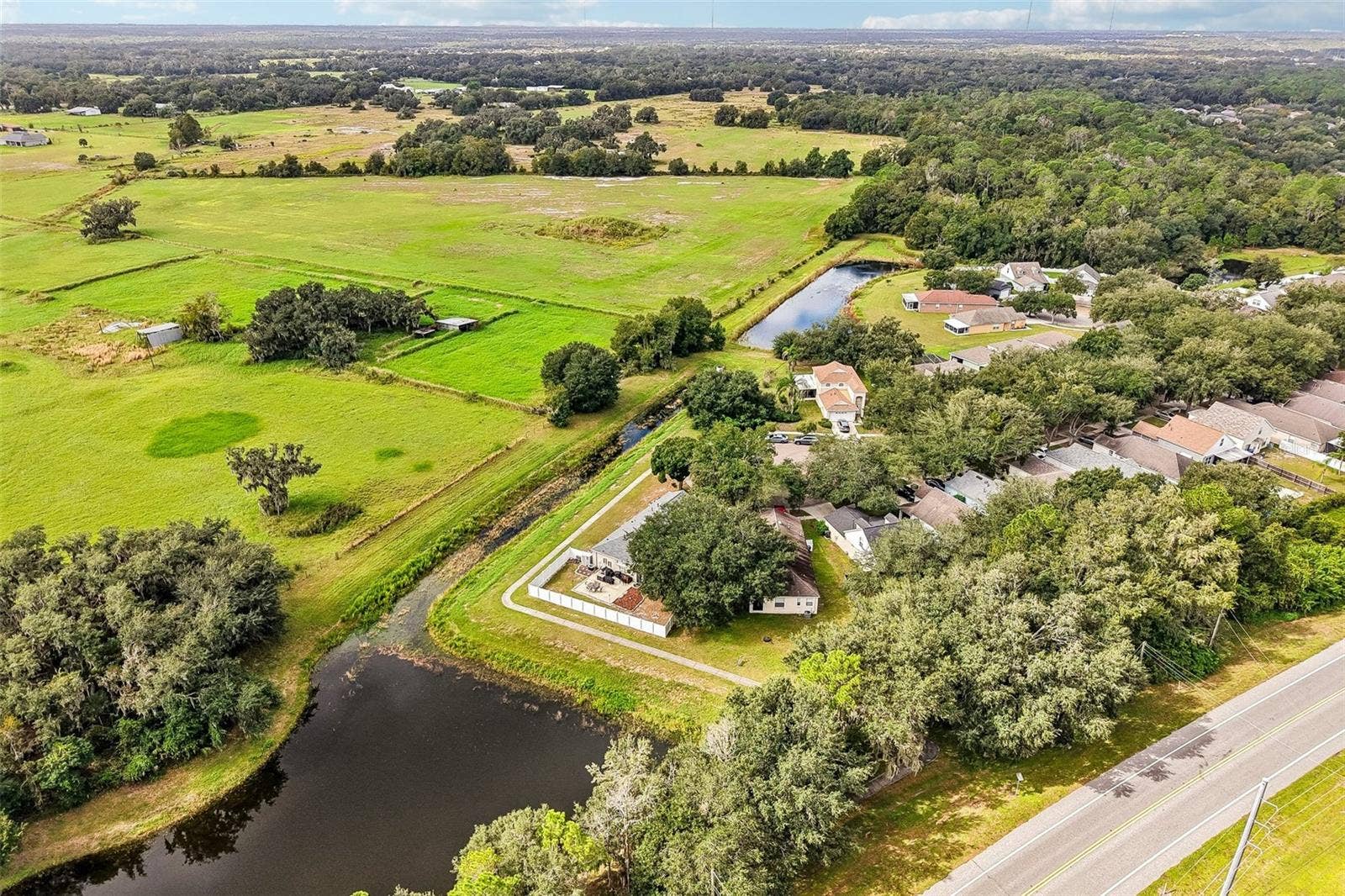 6227 KITERIDGE DRIVE, Lithia, FL 33547 6227 KITERIDGE DRIVE, Lithia, FL 33547