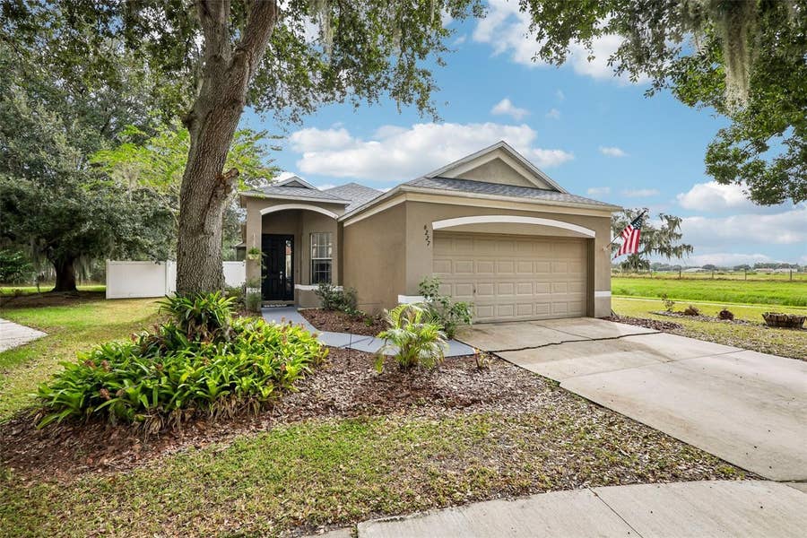 Property photo for 6227 KITERIDGE DRIVE, Lithia, FL