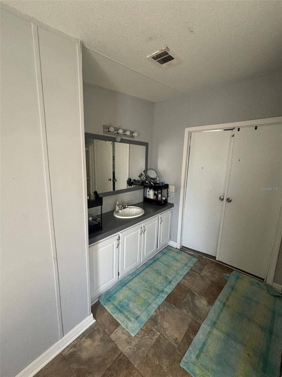 4028 E BASS LANE, Hernando, FL 34442 4028 E BASS LANE, Hernando, FL 34442