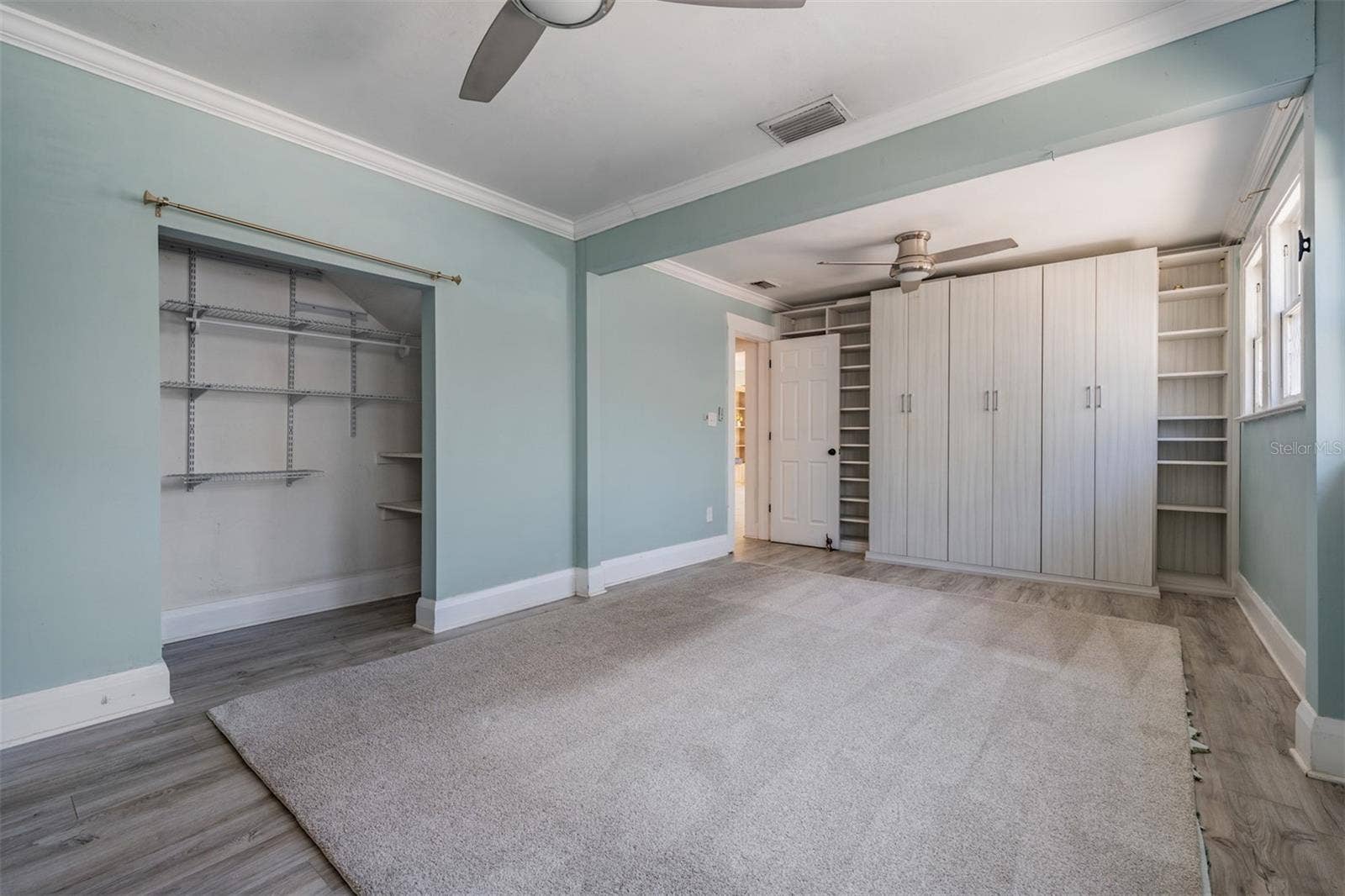 4109 N SEMINOLE AVENUE, Tampa, FL 33603 4109 N SEMINOLE AVENUE, Tampa, FL 33603