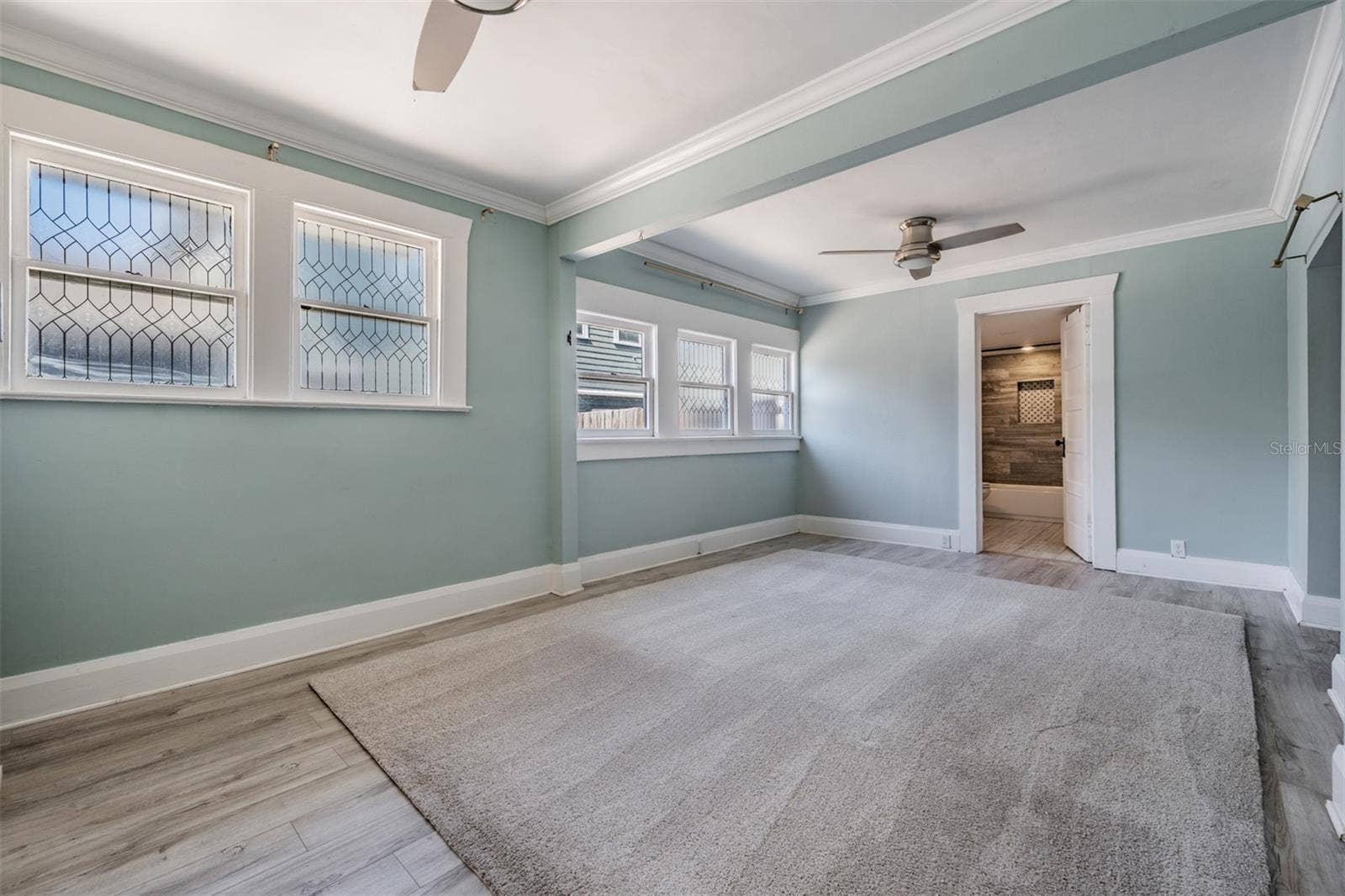 4109 N SEMINOLE AVENUE, Tampa, FL 33603 4109 N SEMINOLE AVENUE, Tampa, FL 33603