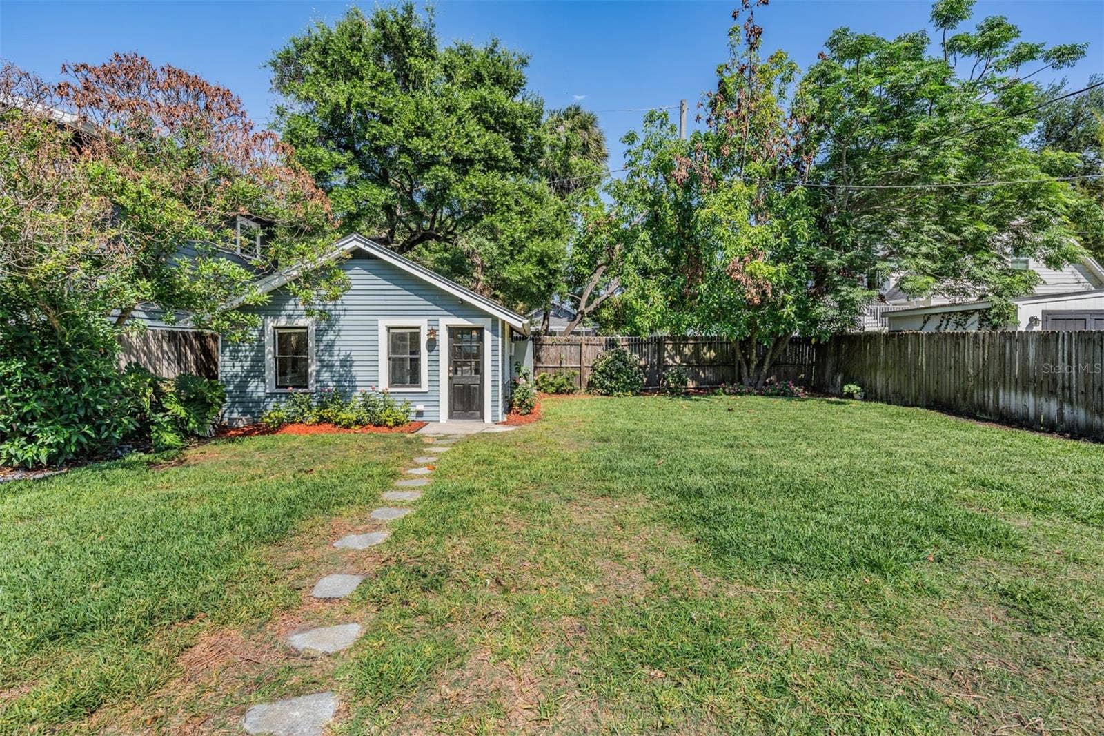 4109 N SEMINOLE AVENUE, Tampa, FL 33603 4109 N SEMINOLE AVENUE, Tampa, FL 33603