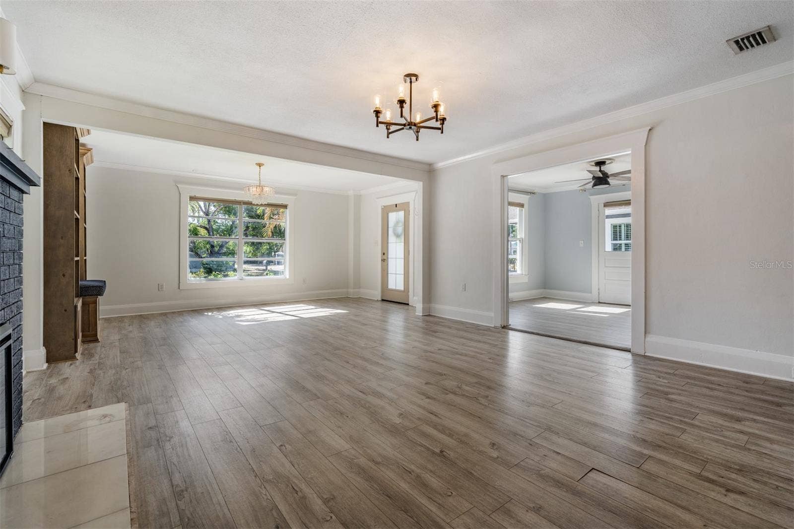 4109 N SEMINOLE AVENUE, Tampa, FL 33603 4109 N SEMINOLE AVENUE, Tampa, FL 33603