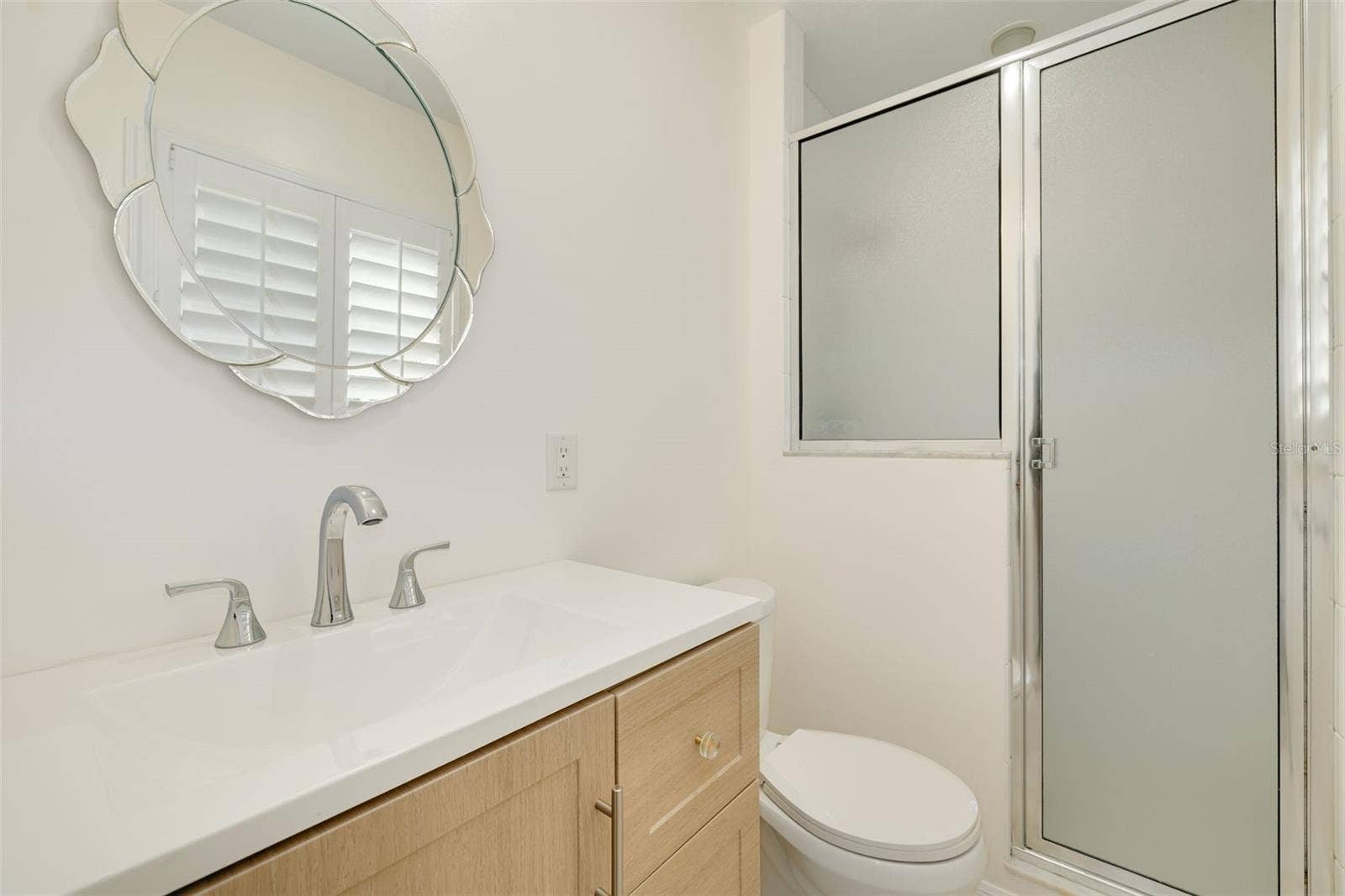 2020 VALLEY DRIVE, Dunedin, FL 34698 2020 VALLEY DRIVE, Dunedin, FL 34698
