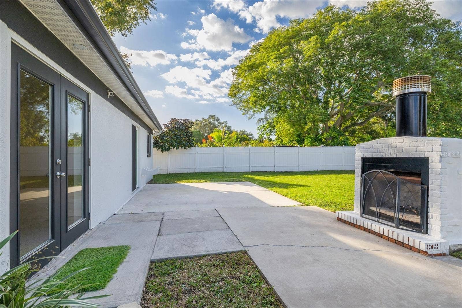 2020 VALLEY DRIVE, Dunedin, FL 34698 2020 VALLEY DRIVE, Dunedin, FL 34698