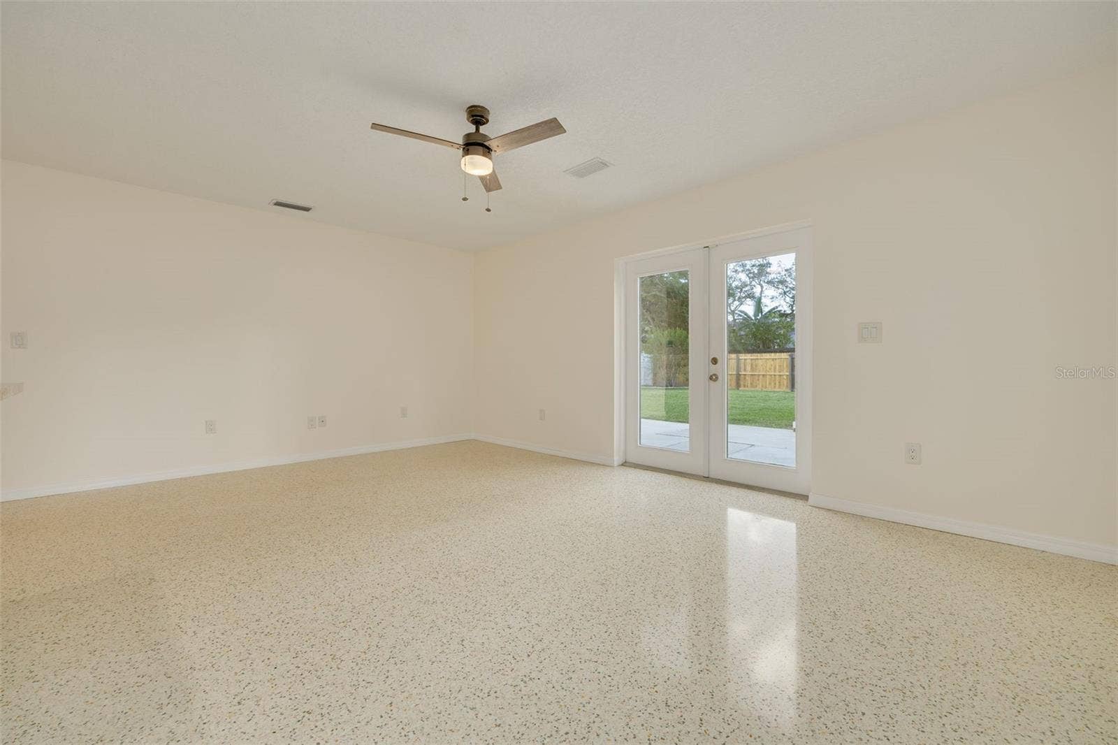 2020 VALLEY DRIVE, Dunedin, FL 34698 2020 VALLEY DRIVE, Dunedin, FL 34698