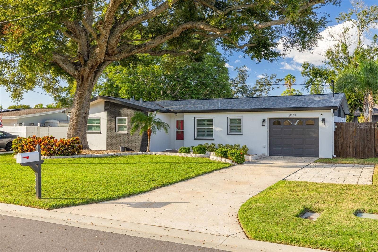 2020 VALLEY DRIVE, Dunedin, FL 34698 2020 VALLEY DRIVE, Dunedin, FL 34698