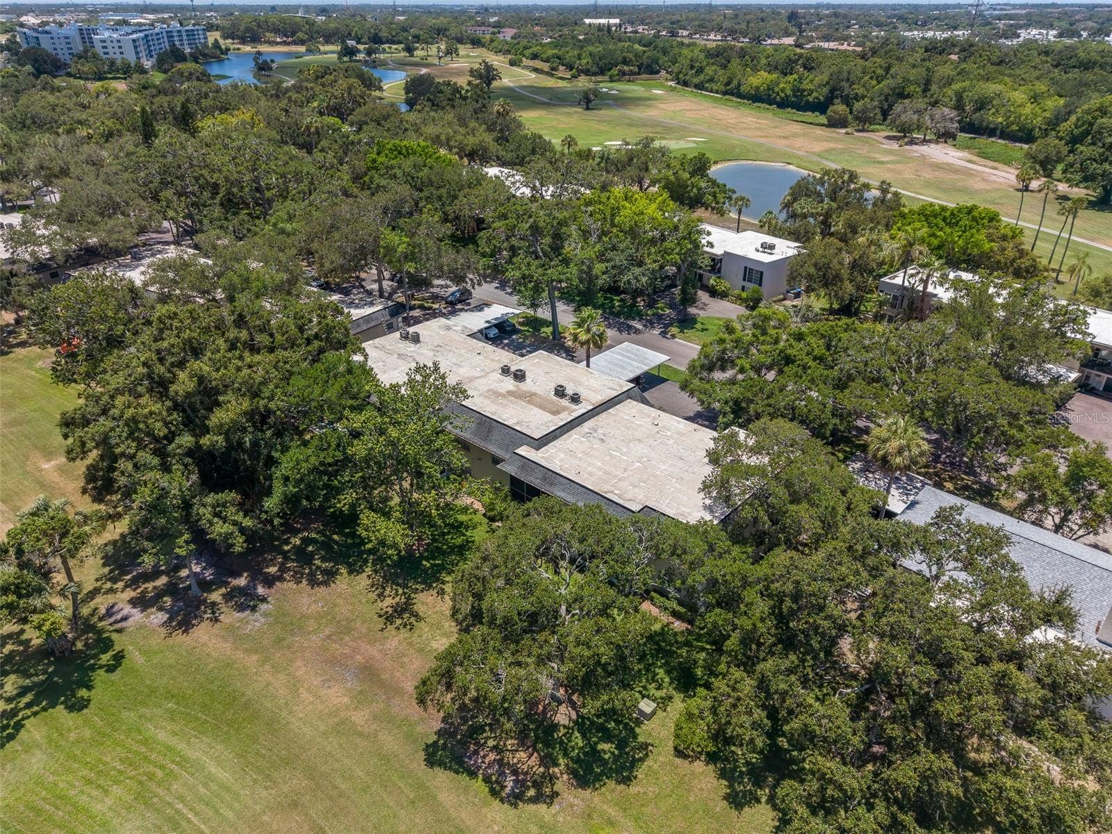 73 COUNTRY CLUB DRIVE, Largo, FL 33771 73 COUNTRY CLUB DRIVE, Largo, FL 33771
