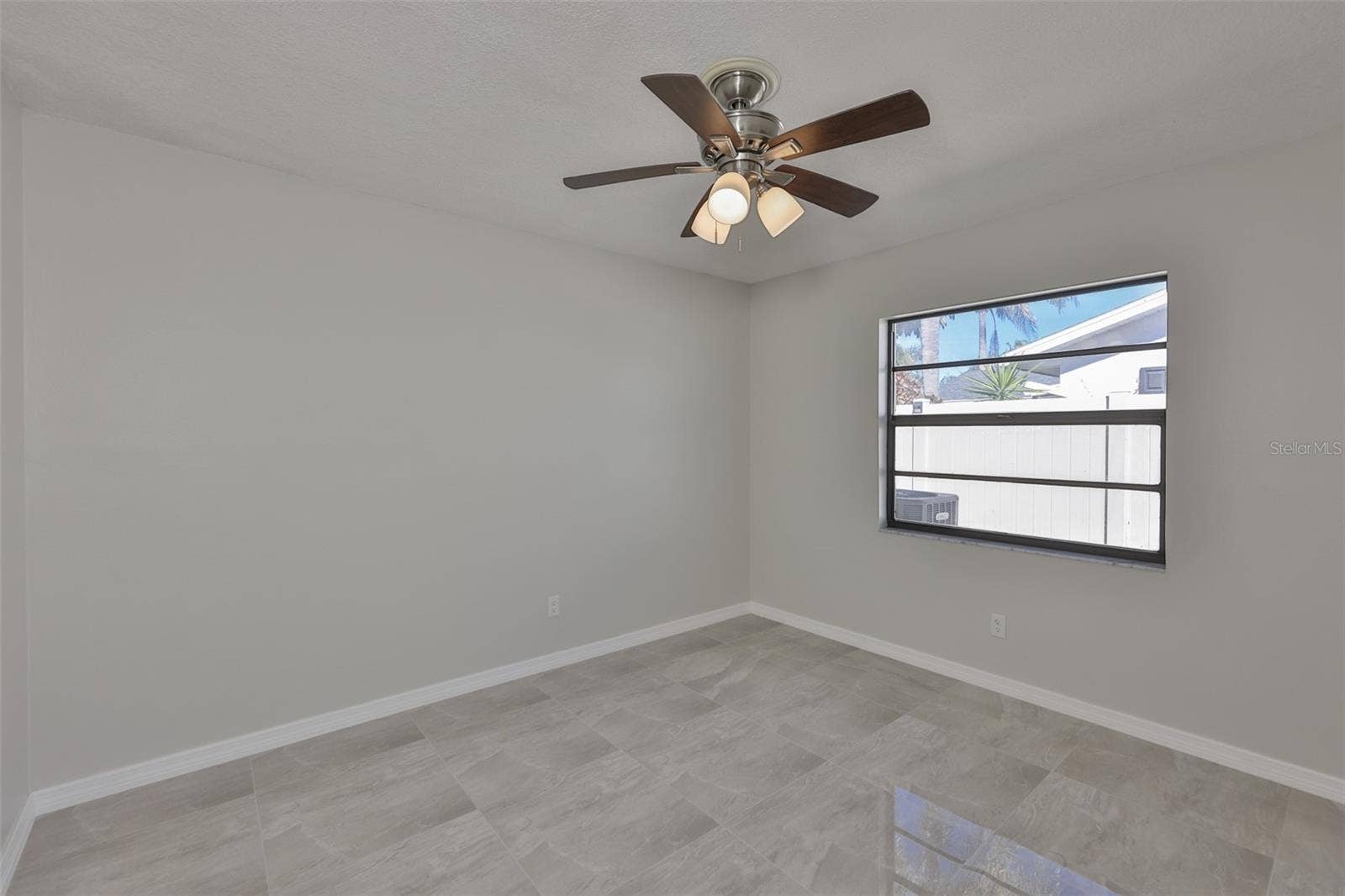 6523 KING PALM WAY, Apollo Beach, FL 33572 6523 KING PALM WAY, Apollo Beach, FL 33572