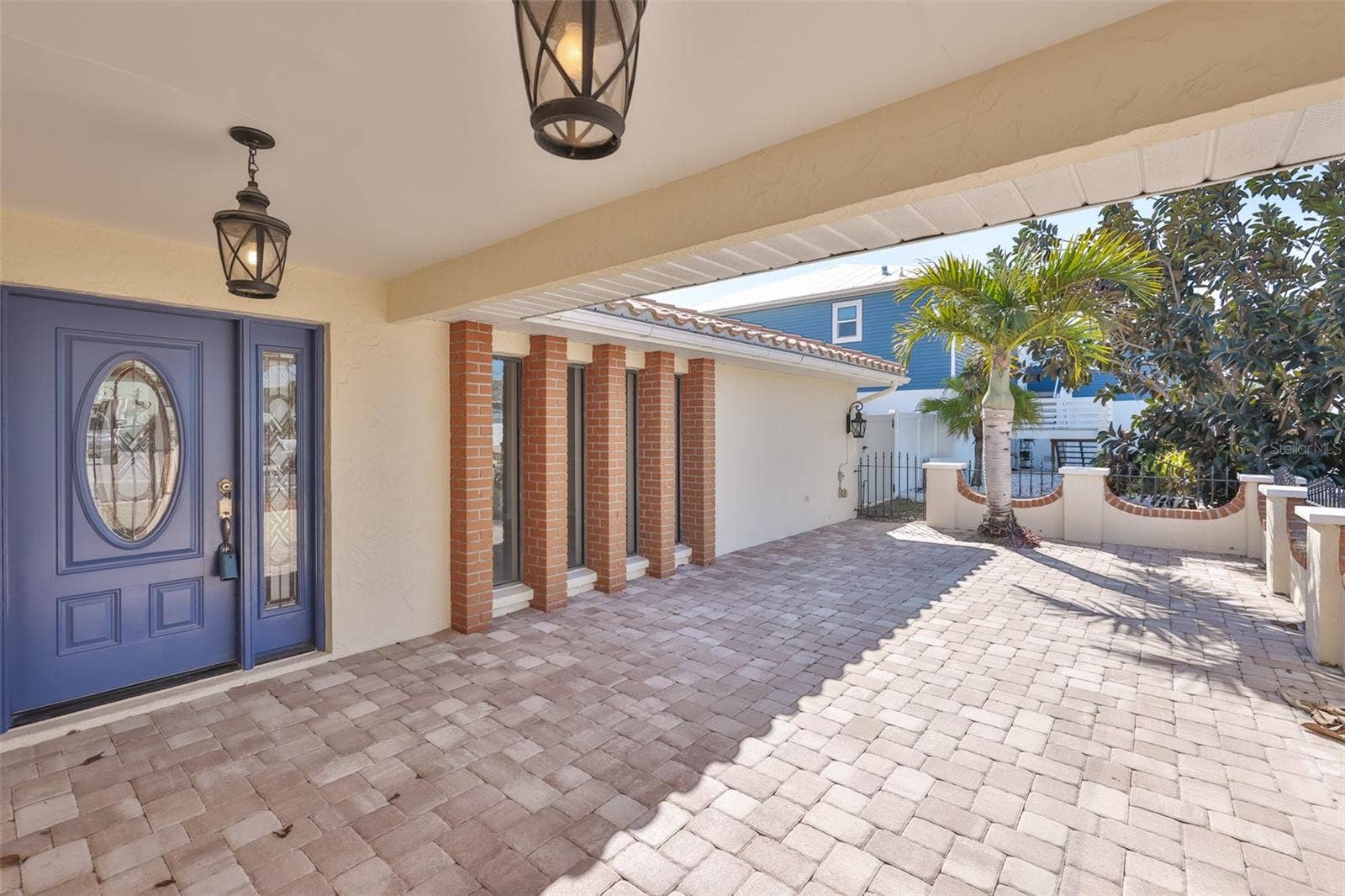 6523 KING PALM WAY, Apollo Beach, FL 33572 6523 KING PALM WAY, Apollo Beach, FL 33572