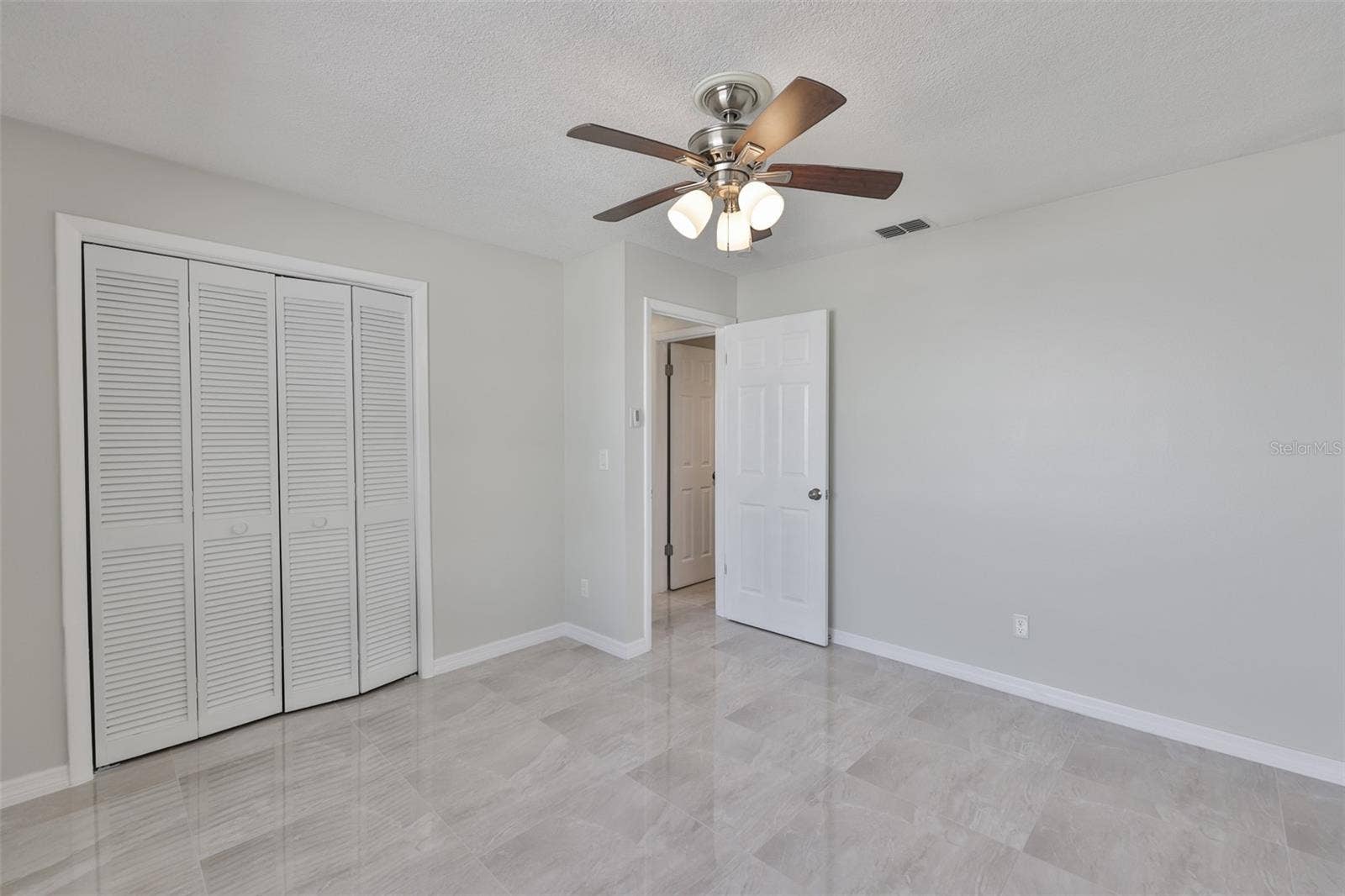 6523 KING PALM WAY, Apollo Beach, FL 33572 6523 KING PALM WAY, Apollo Beach, FL 33572