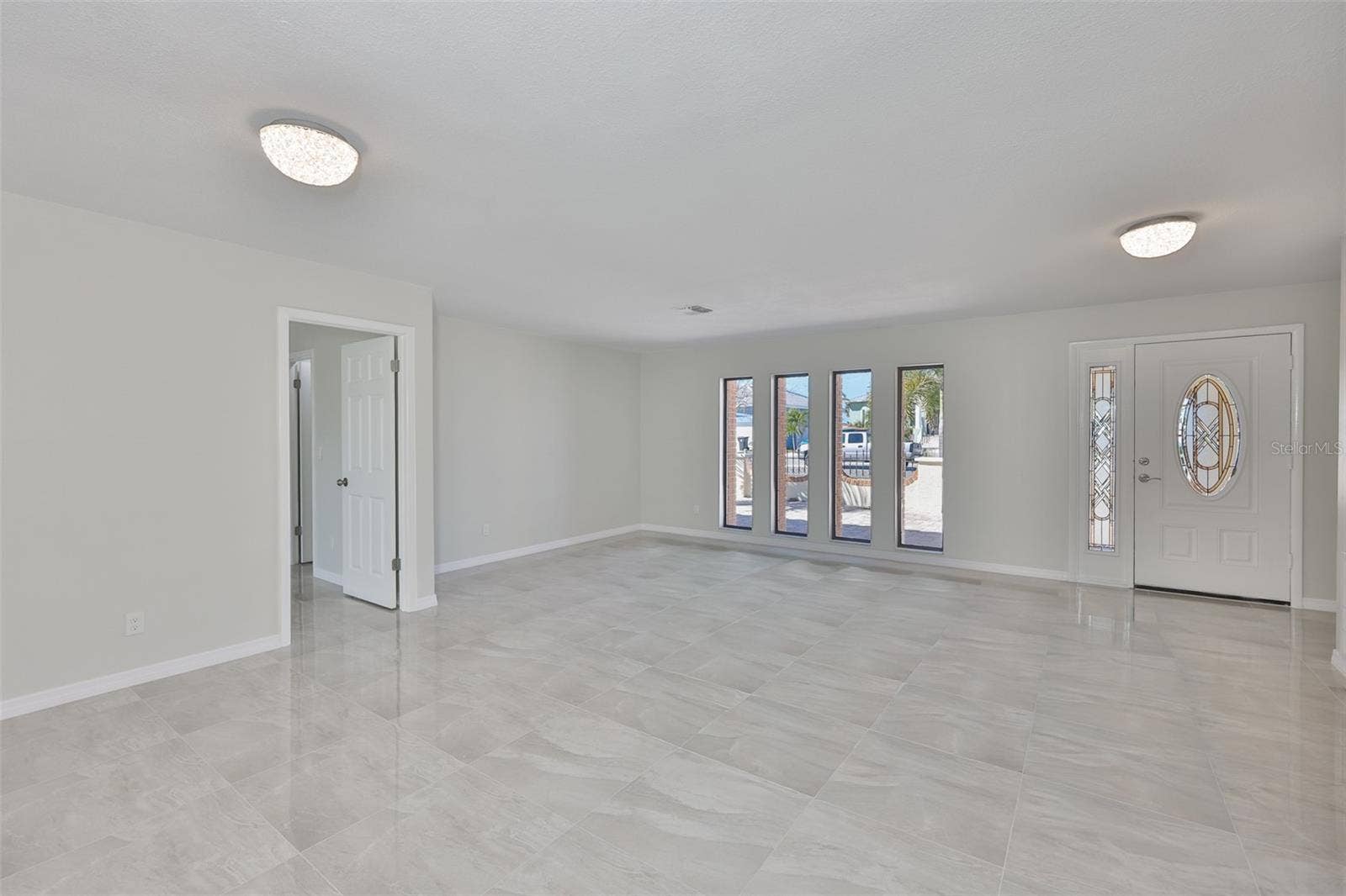 6523 KING PALM WAY, Apollo Beach, FL 33572 6523 KING PALM WAY, Apollo Beach, FL 33572