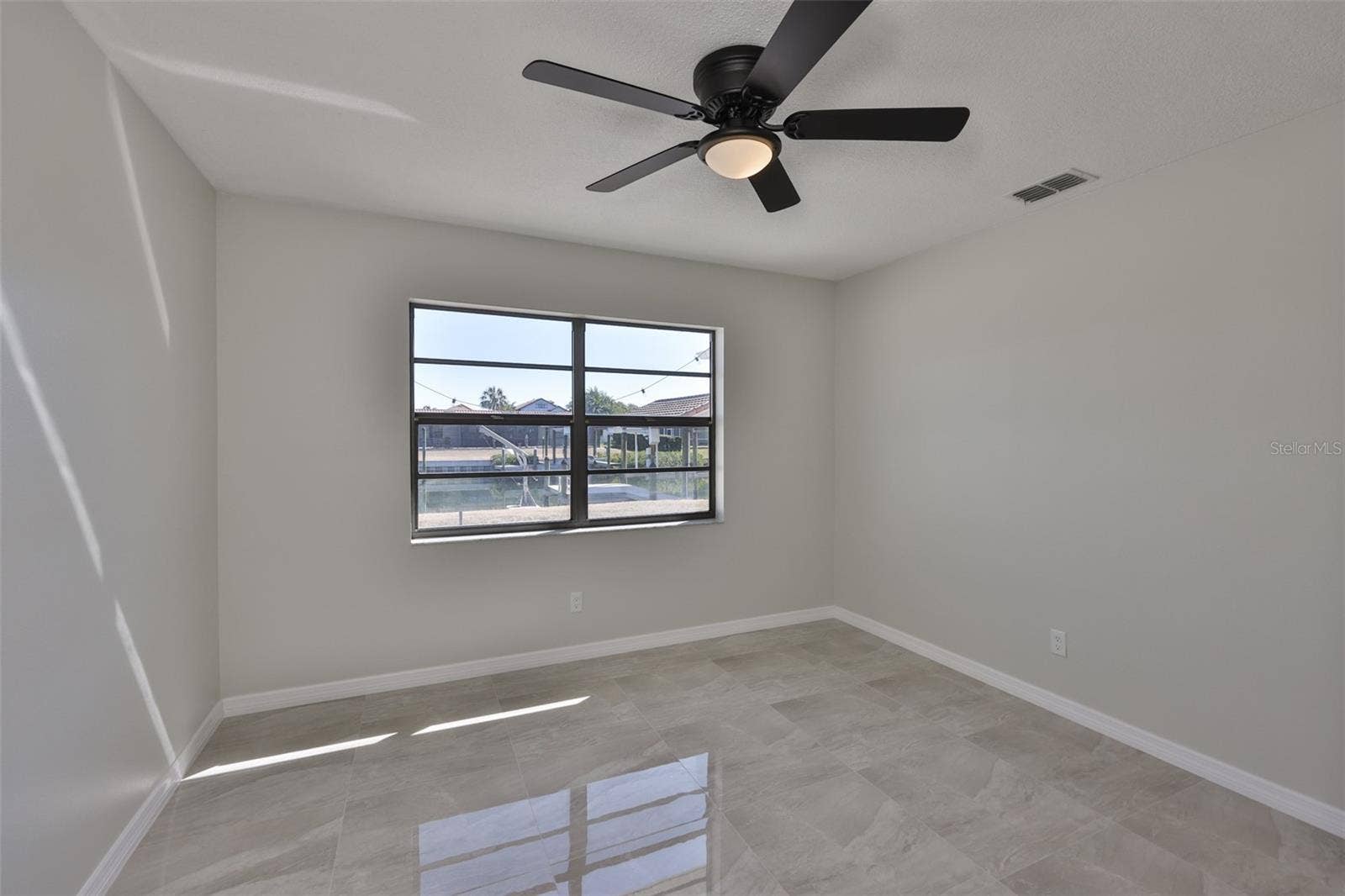 6523 KING PALM WAY, Apollo Beach, FL 33572 6523 KING PALM WAY, Apollo Beach, FL 33572