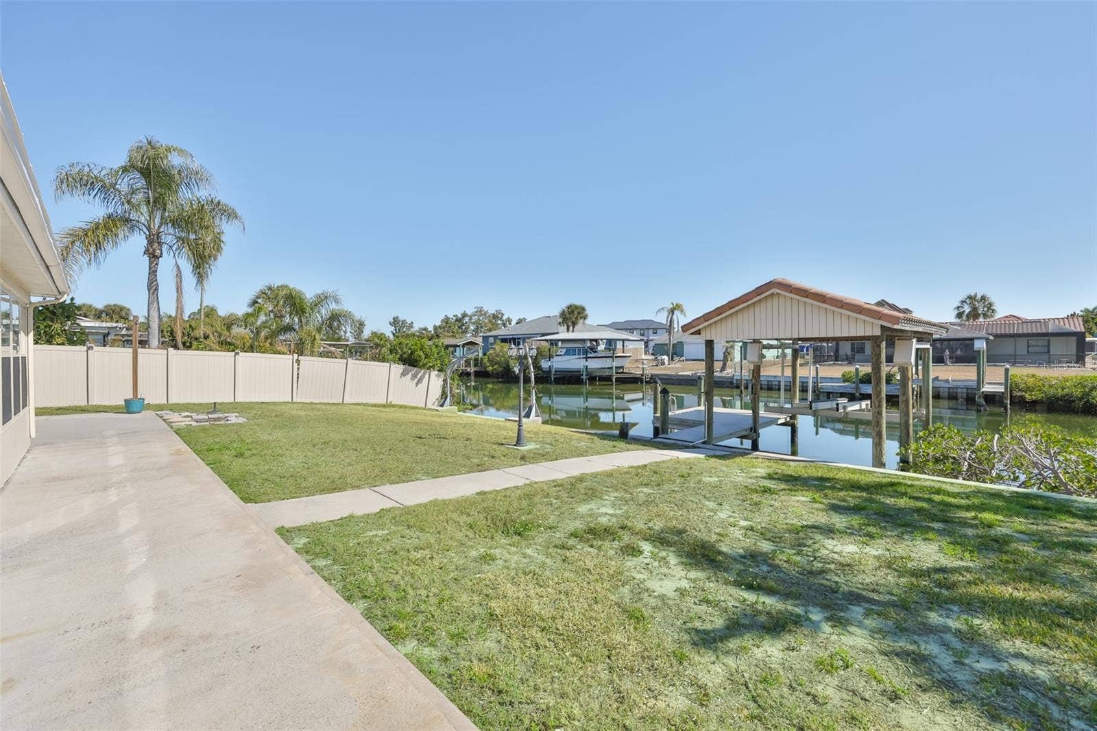 6523 KING PALM WAY, Apollo Beach, FL 33572 6523 KING PALM WAY, Apollo Beach, FL 33572