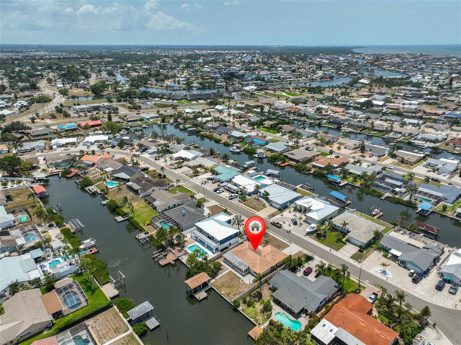 6523 KING PALM WAY, Apollo Beach, FL 33572 6523 KING PALM WAY, Apollo Beach, FL 33572
