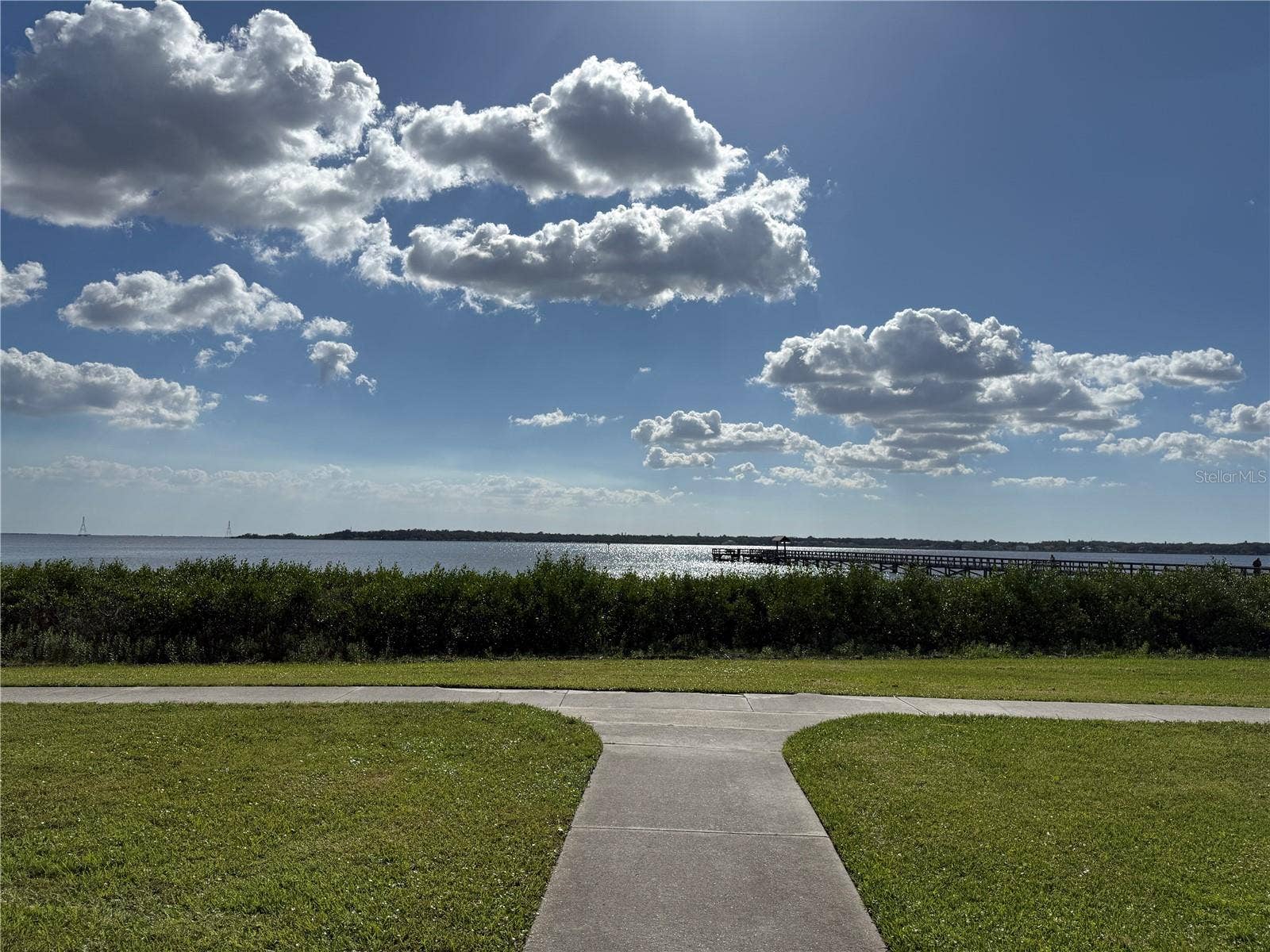 604 S BAYVIEW BOULEVARD, Oldsmar, FL 34677 604 S BAYVIEW BOULEVARD, Oldsmar, FL 34677