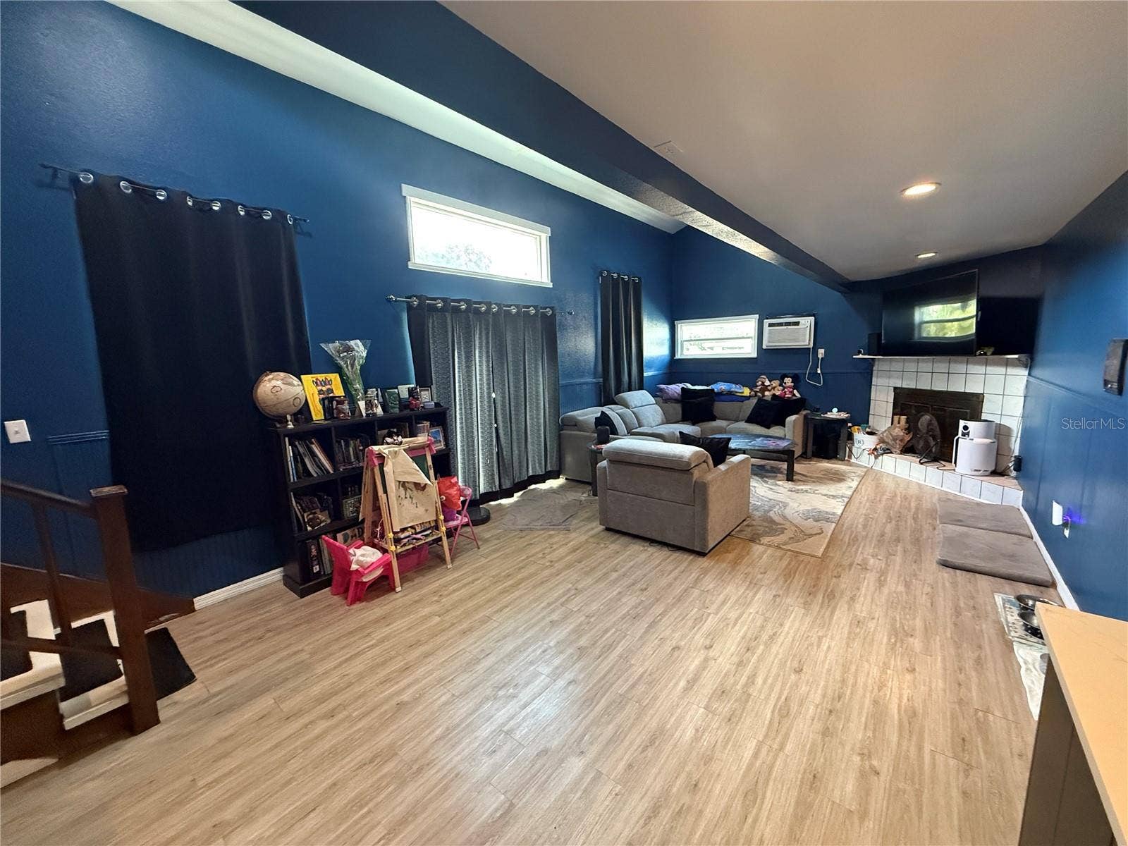 604 S BAYVIEW BOULEVARD, Oldsmar, FL 34677 604 S BAYVIEW BOULEVARD, Oldsmar, FL 34677