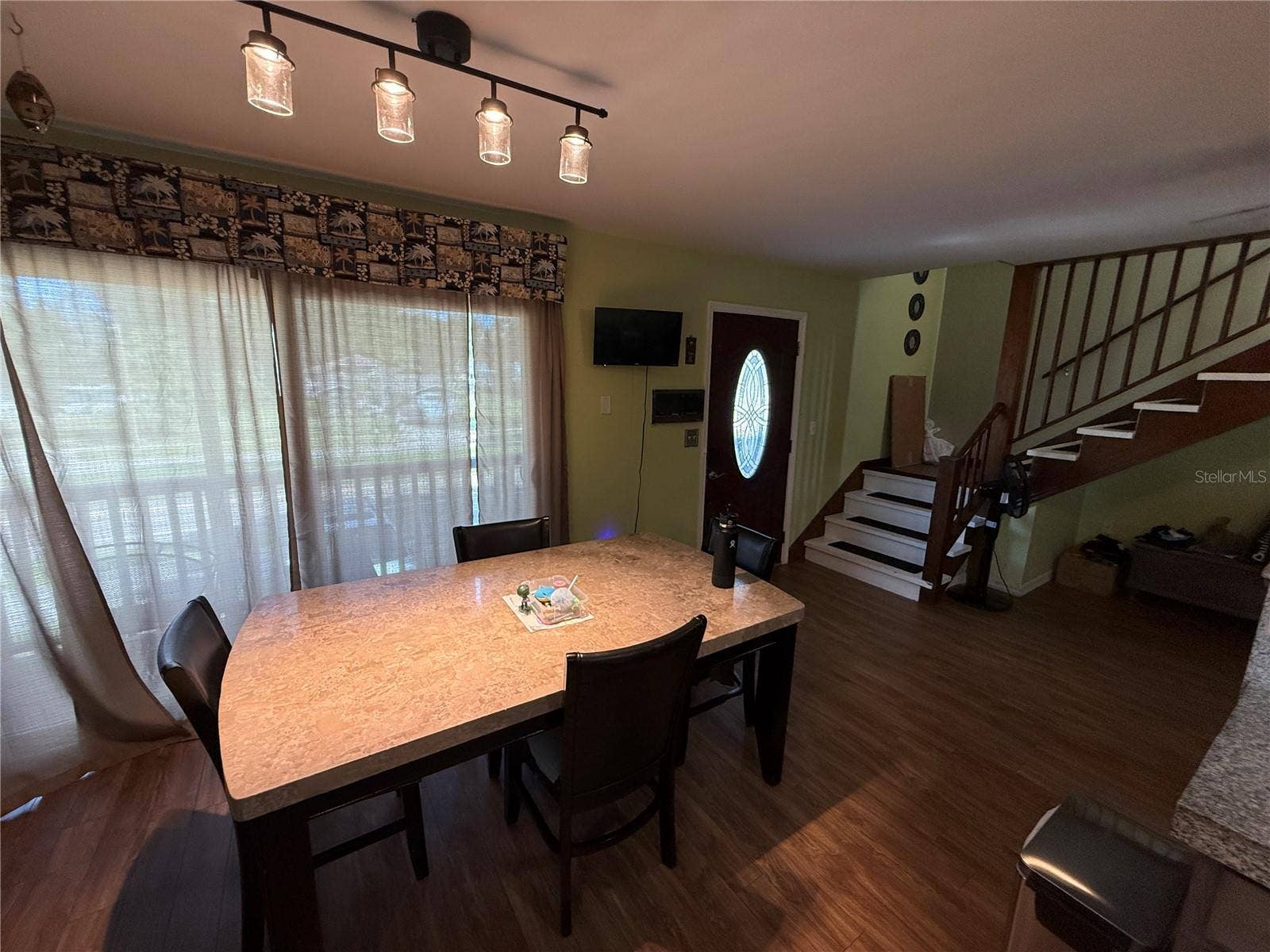 604 S BAYVIEW BOULEVARD, Oldsmar, FL 34677 604 S BAYVIEW BOULEVARD, Oldsmar, FL 34677