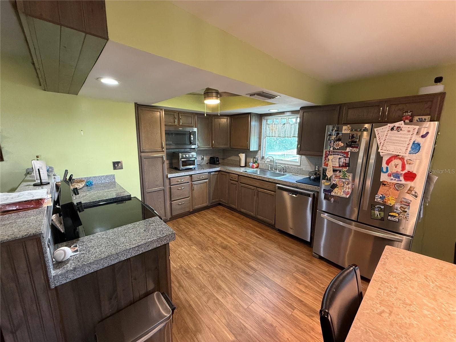 604 S BAYVIEW BOULEVARD, Oldsmar, FL 34677 Kitchen