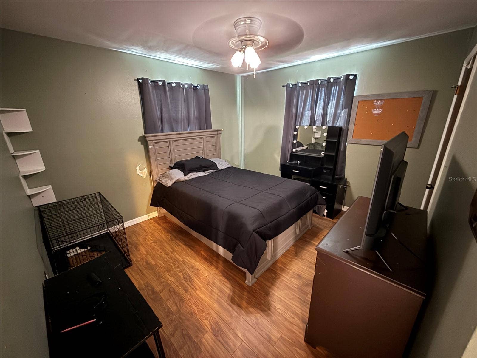 604 S BAYVIEW BOULEVARD, Oldsmar, FL 34677 3rd floor bedroom #1