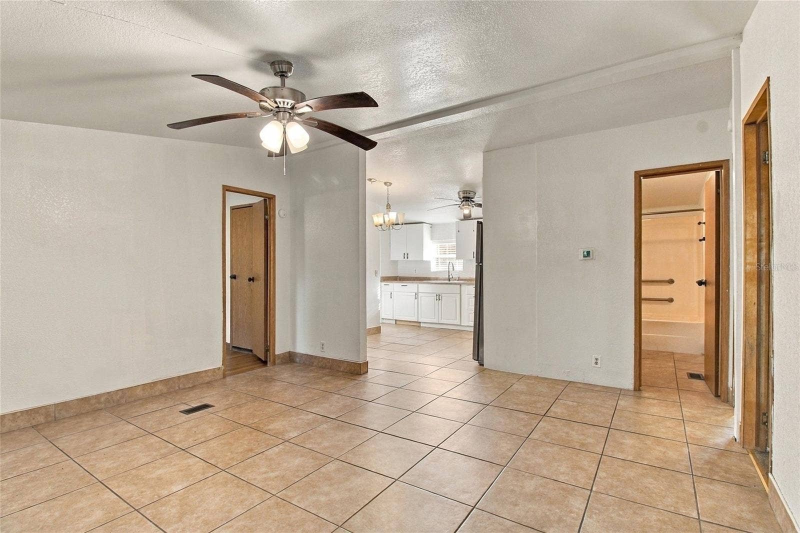 1141 SADDLEWOOD BOULEVARD, Lakeland, FL 33809