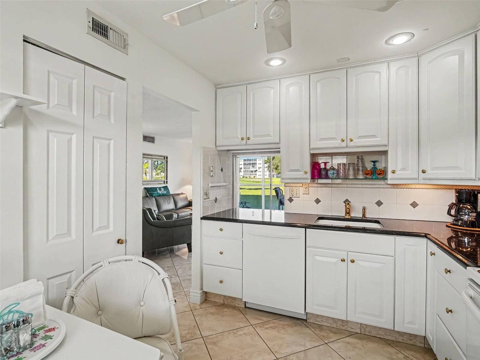 4240 IRONWOOD CIRCLE, #104A, Bradenton, FL 34209 4240 IRONWOOD CIRCLE, #104A, Bradenton, FL 34209