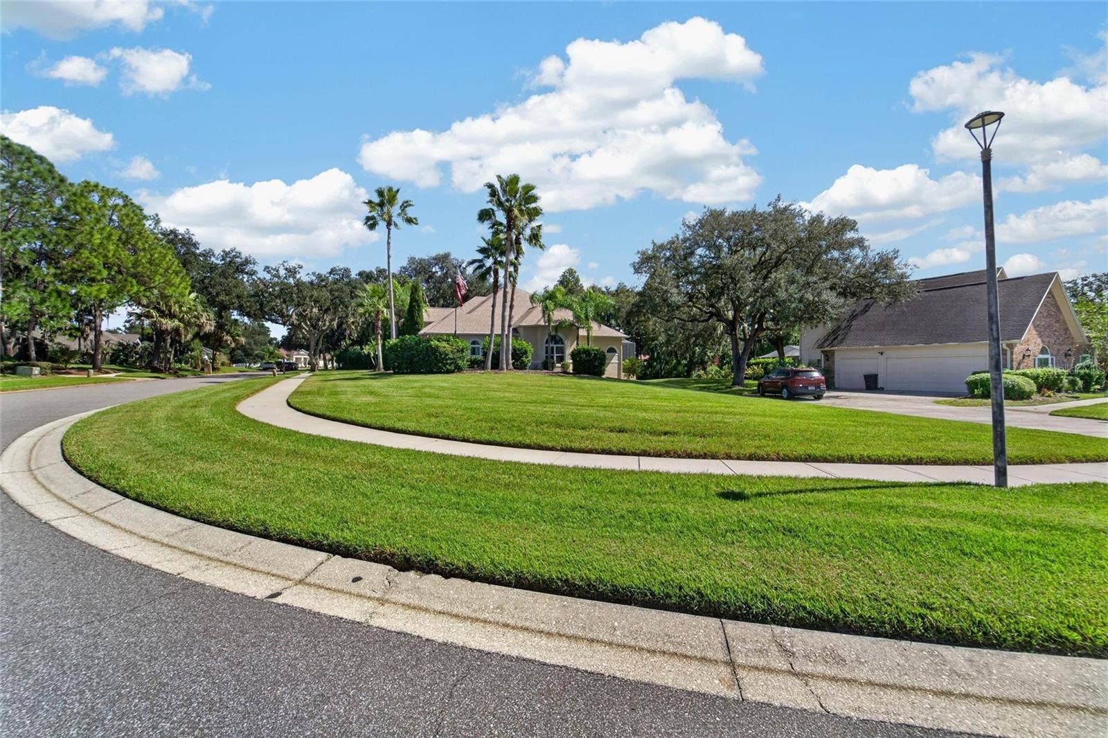 1009 EMERALD CREEK DRIVE, Valrico, FL 33596 1009 EMERALD CREEK DRIVE, Valrico, FL 33596
