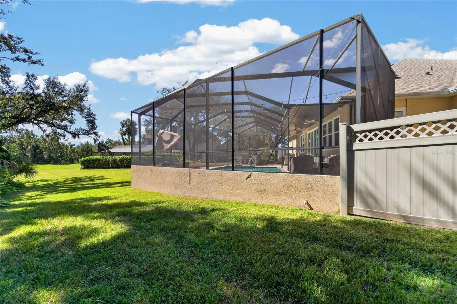 1009 EMERALD CREEK DRIVE, Valrico, FL 33596 1009 EMERALD CREEK DRIVE, Valrico, FL 33596