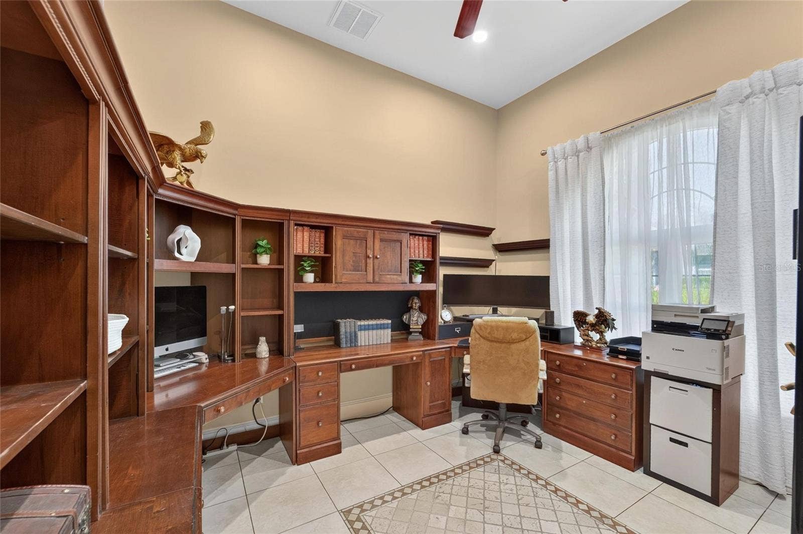 1009 EMERALD CREEK DRIVE, Valrico, FL 33596 Office 1