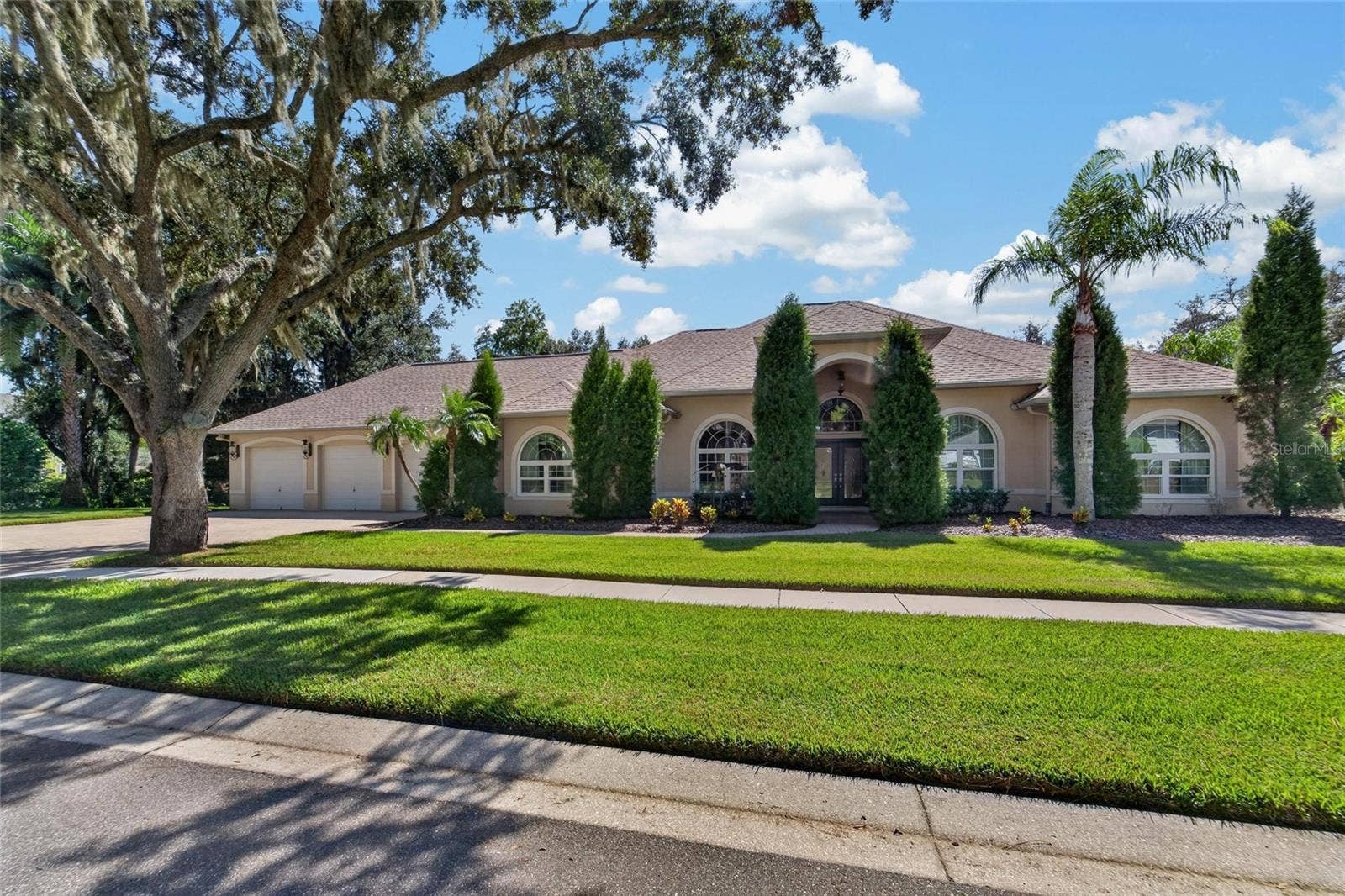 1009 EMERALD CREEK DRIVE, Valrico, FL 33596 1009 EMERALD CREEK DRIVE, Valrico, FL 33596