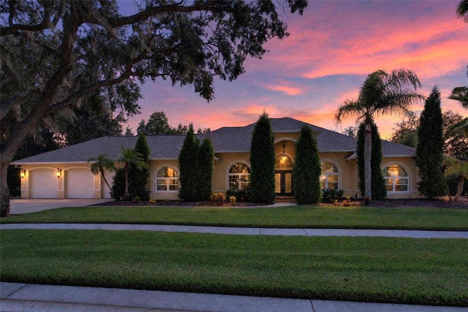 1009 EMERALD CREEK DRIVE, Valrico, FL 33596 1009 EMERALD CREEK DRIVE, Valrico, FL 33596