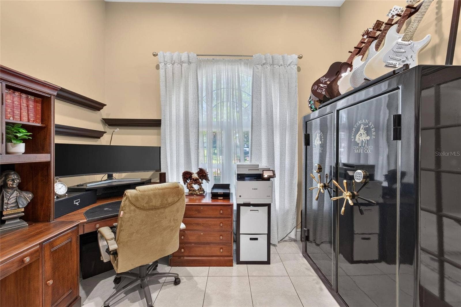 1009 EMERALD CREEK DRIVE, Valrico, FL 33596 Office 1