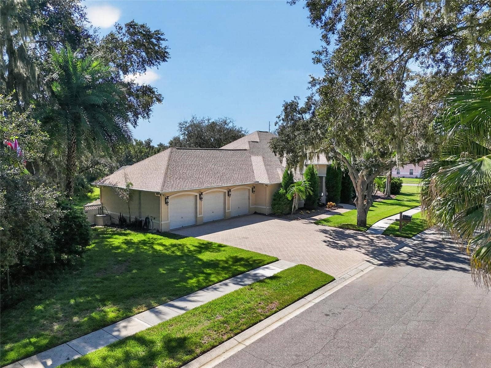 1009 EMERALD CREEK DRIVE, Valrico, FL 33596 1009 EMERALD CREEK DRIVE, Valrico, FL 33596