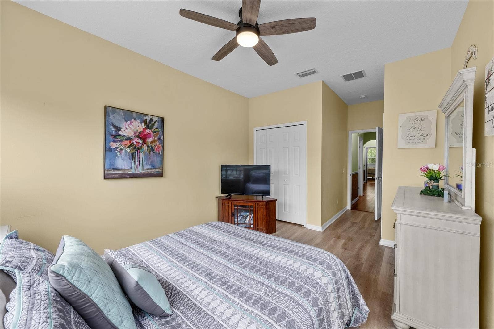 12612 SILVERDALE STREET, Tampa, FL 33626 12612 SILVERDALE STREET, Tampa, FL 33626