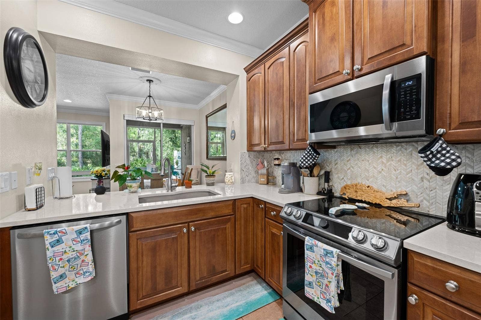 12612 SILVERDALE STREET, Tampa, FL 33626 12612 SILVERDALE STREET, Tampa, FL 33626