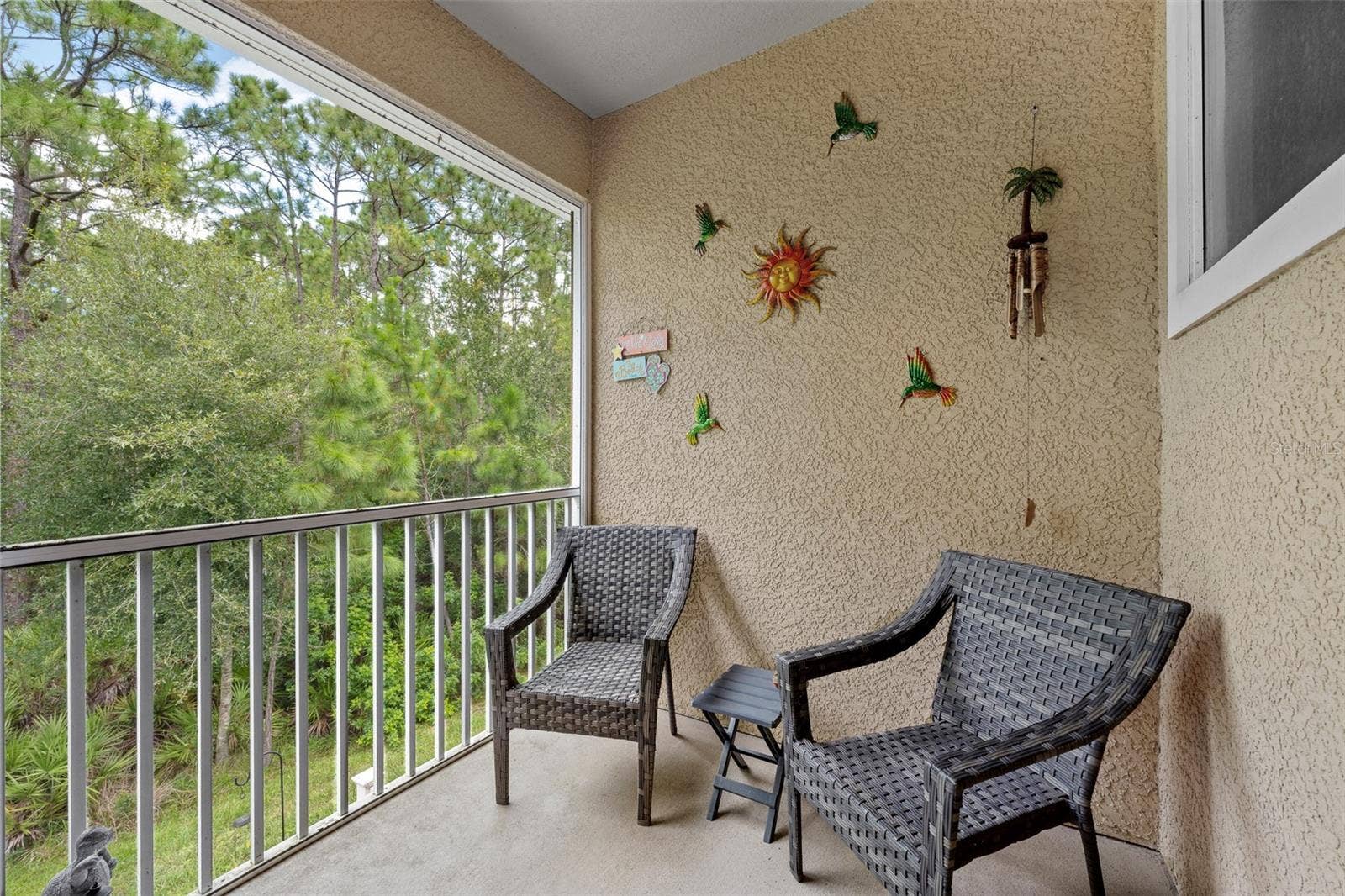 12612 SILVERDALE STREET, Tampa, FL 33626 Primary suite screened in lanai