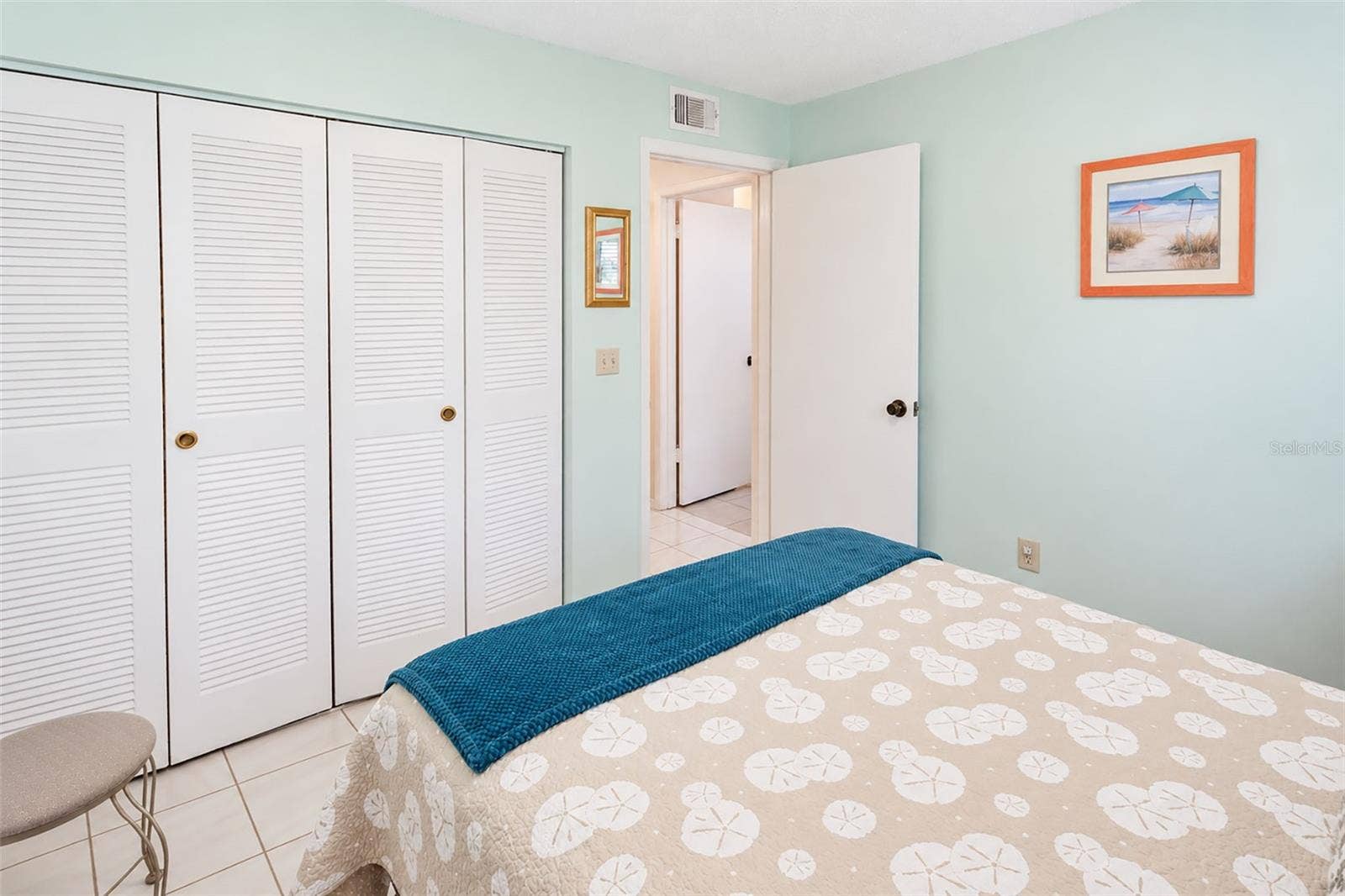 6016 LAKETREE LANE, #C, Temple Terrace, FL 33617 6016 LAKETREE LANE, #C, Temple Terrace, FL 33617