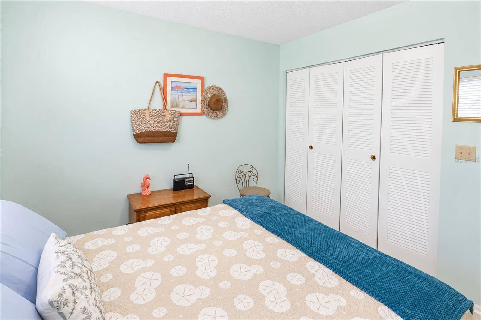 6016 LAKETREE LANE, #C, Temple Terrace, FL 33617 6016 LAKETREE LANE, #C, Temple Terrace, FL 33617
