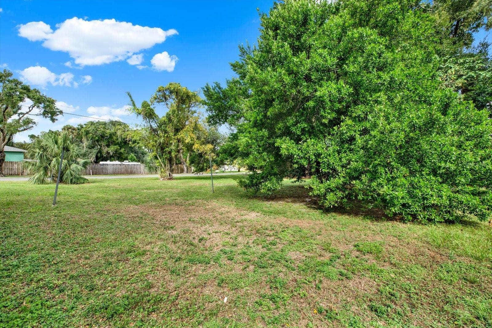 1602 E ANNONA AVENUE, Tampa, FL 33612 1602 E ANNONA AVENUE, Tampa, FL 33612