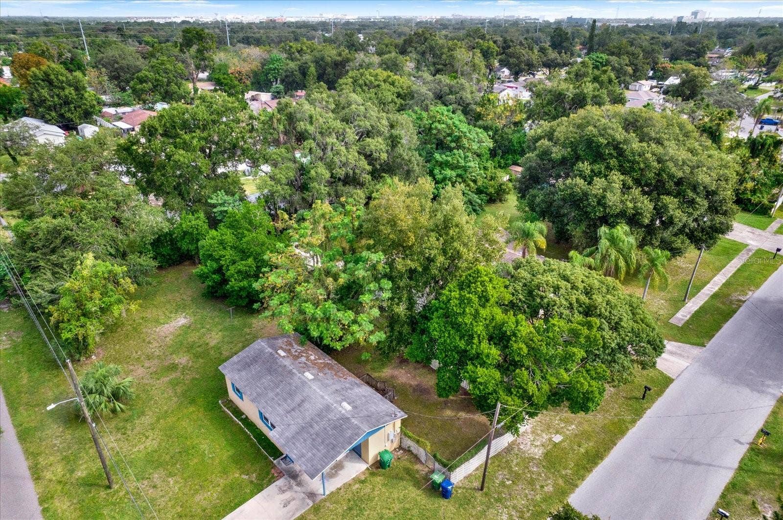 1602 E ANNONA AVENUE, Tampa, FL 33612 1602 E ANNONA AVENUE, Tampa, FL 33612