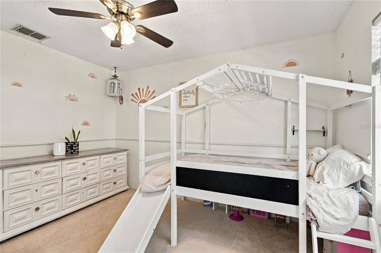 12805 98TH STREET, Largo, FL 33773 12805 98TH STREET, Largo, FL 33773