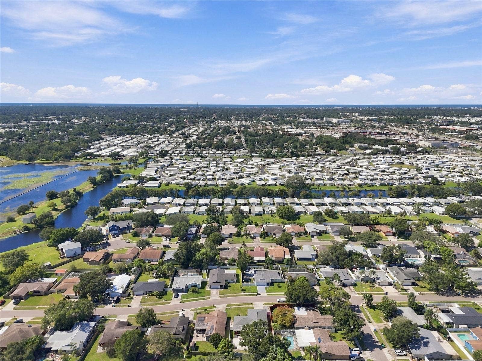 12805 98TH STREET, Largo, FL 33773 12805 98TH STREET, Largo, FL 33773